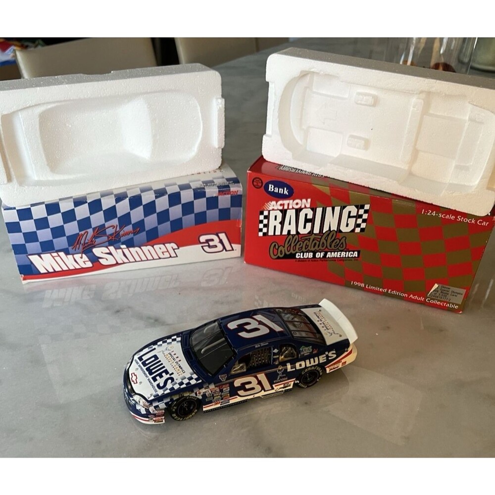 Mike Skinner #31 Lowes 1998 Monte Carlo 1:24 Bank Series